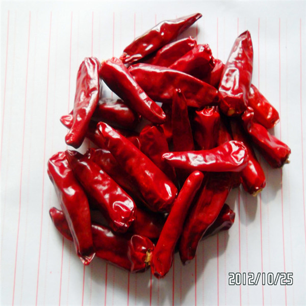 Air Dried Red Bullet Chilli Warna Merah Gelap Dengan Topi Untuk Dapur Penting
